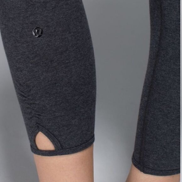 Lululemon Dhanurasana Crop II Leggings Dark Gray Ruched Back Cut Out Hem Sz 6 - Picture 3 of 15